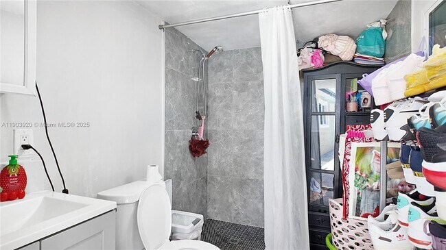 Building Photo - 801 NW 172nd Terrace