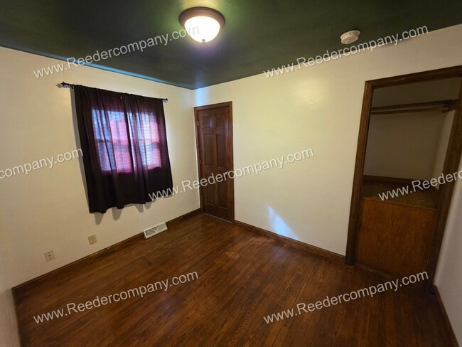 Building Photo - Spacious 3 bedroom 1 bathroom home in Hammond