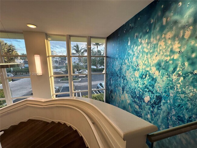 Building Photo - 10350 W Bay Harbor Dr