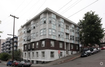 Building Photo - Celeste