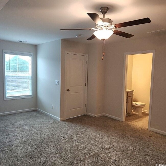 Building Photo - 497 Hillsborough Dr