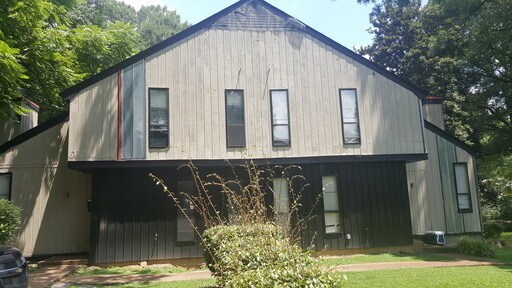 Primary Photo - 655 Watson (Duplex)