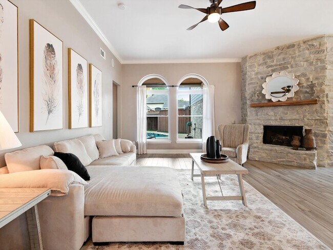 Building Photo - 3228 Port Royal Ct