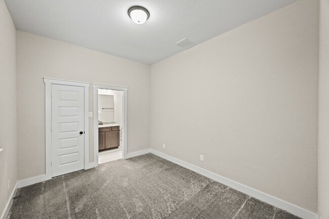 Building Photo - 15914 Dedication Dr