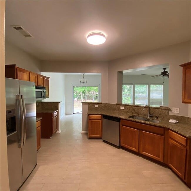 Building Photo - 2922 Briaroak Dr
