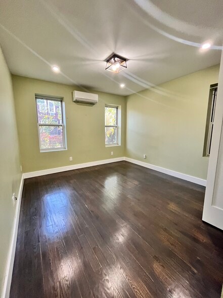 270 Hancock Ave 2 - 271 Hancock Ave