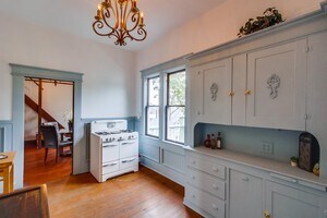 Kitchen view 2 - 845 20th St