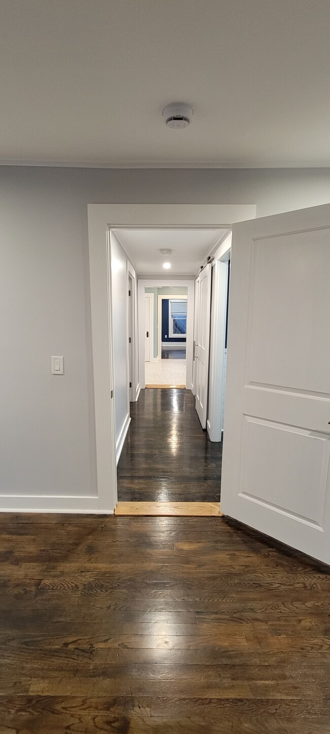 Building Photo - 187 Church St