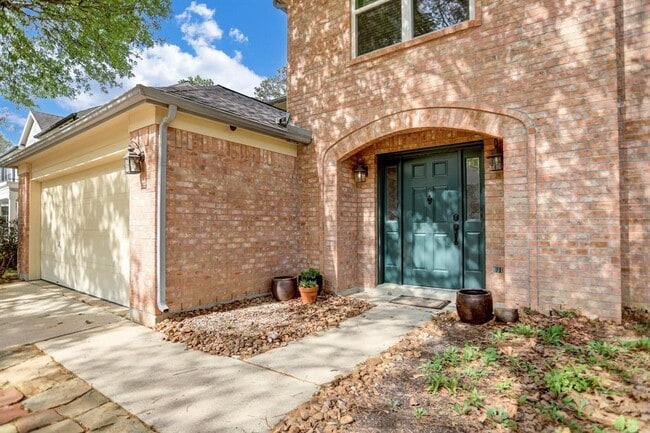 Building Photo - 2 Firewillow Pl