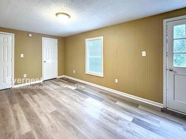 Building Photo - 1516 Haven Dr N