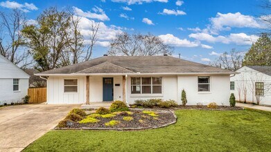 Building Photo - 2420 Durwood-