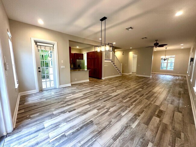Building Photo - 224 W Bay Cedar Cir
