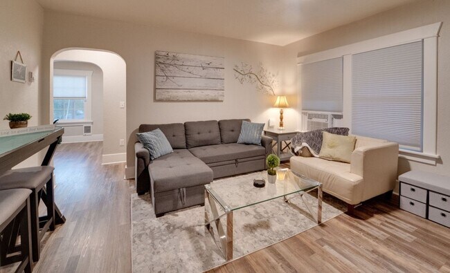 Primary Photo - Garland district 1 bedroom apartment (Furnished)