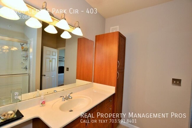 Building Photo - 12900 Centre Park Cir