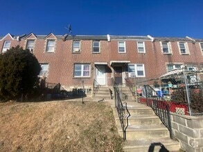 Building Photo - 6746 Oakland St
