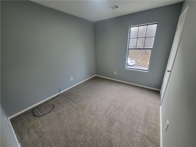 Building Photo - 1085 Mainstreet Valley Dr