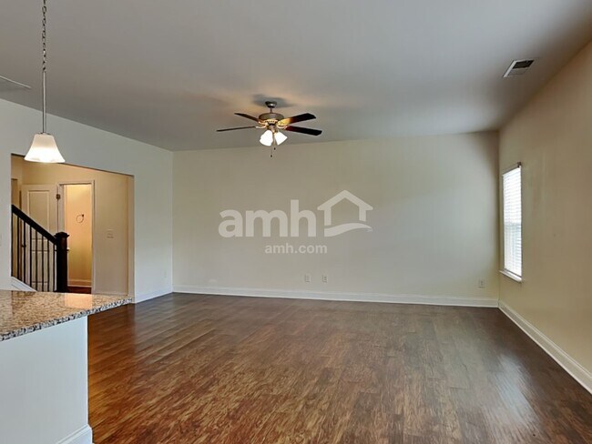 Building Photo - 1425 Arbor Pl Dr