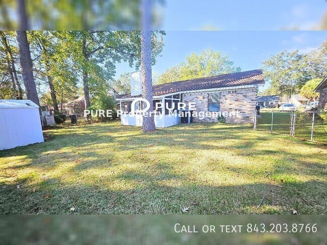 Building Photo - 50% Off One Months Rent!!!! Charming 3-bed...