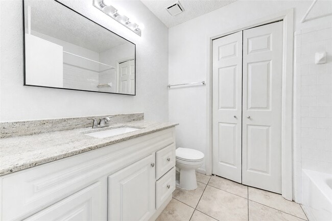 Building Photo - 21419 Park Orchard Dr