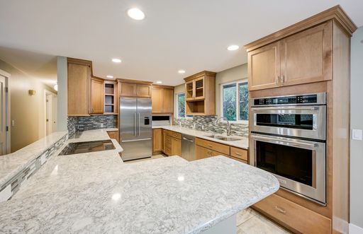 Building Photo - Beautiful 4 Bedroom Home in Matthews Beach AVAILABLE NOW!