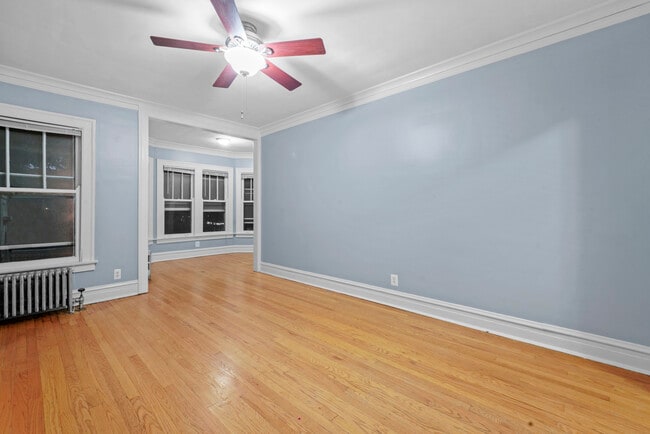 Building Photo - 304 S Kenilworth Ave