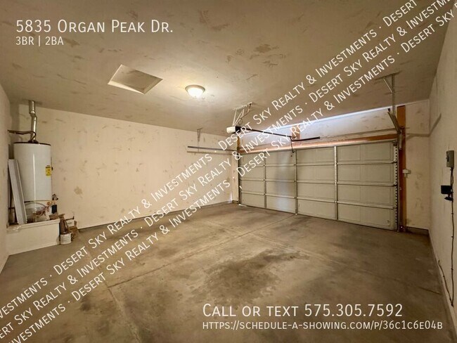 Building Photo - 5835 Organ Peak Dr
