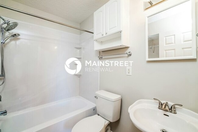 Building Photo - 3 Bedroom Pet-Friendly Home in SHEPHERDSVI...