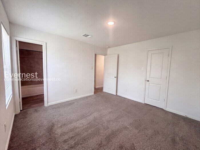 Building Photo - 16435 Valerie Marie Pl