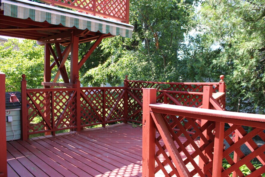 Building Photo - 11 Central Ave