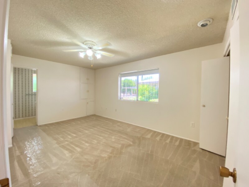 Building Photo - 10422 W Meade Dr