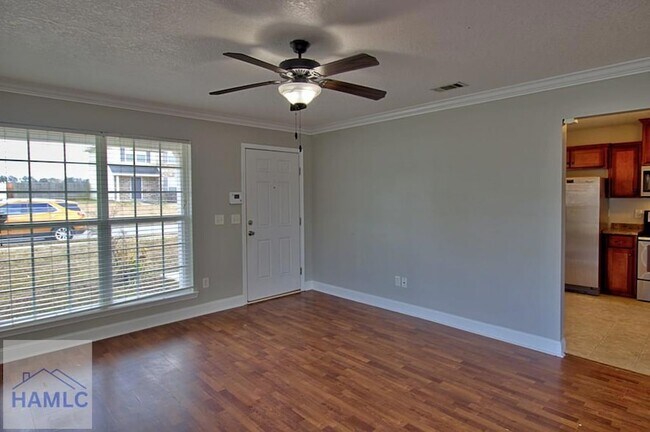 Building Photo - 112 Oak Harvest Ridge