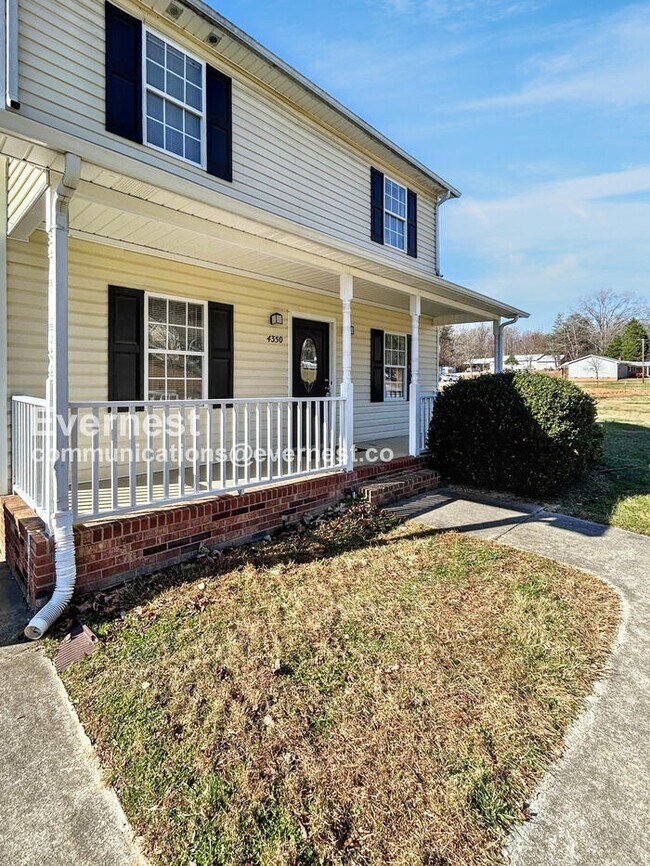 Building Photo - 4350 Wakeman Dr