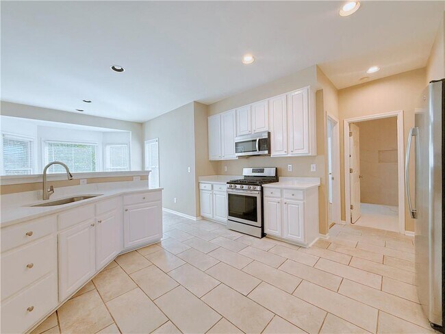 Building Photo - 3332 Drawbridge Terrace