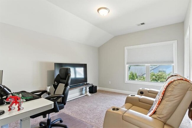 Building Photo - 3047 Patriot Square SW