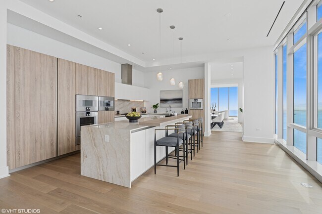 Building Photo - 363 E Wacker Dr