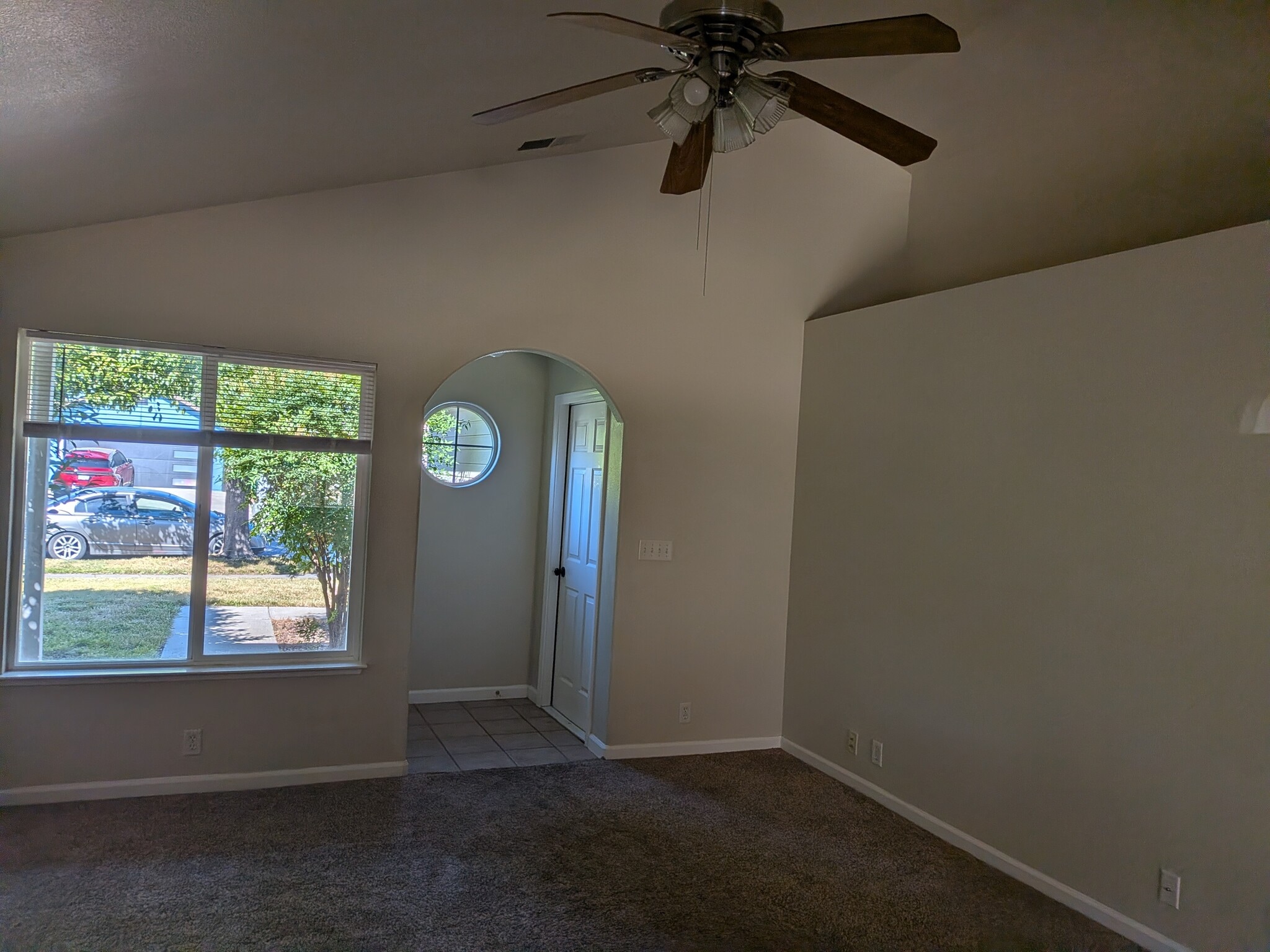 Building Photo - 3055 Snowbird Dr