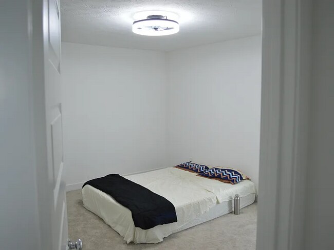 Building Photo - 4379 Risen Star Way