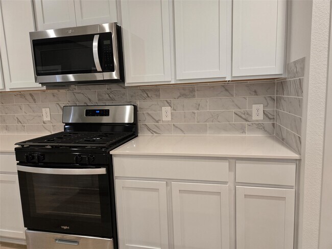 Building Photo - 31710 Carlisle Cv Ct