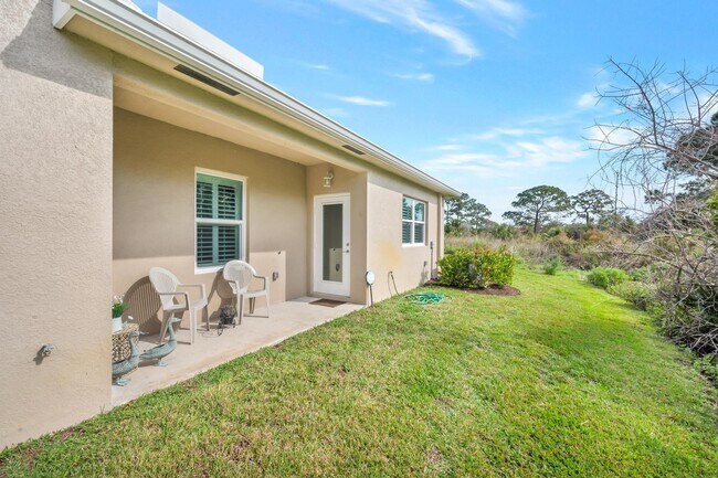 Building Photo - 899 NE Trailside Run