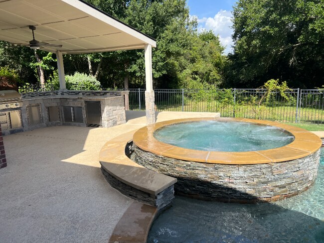 Building Photo - 21103 Kelliwood Arbor Ln