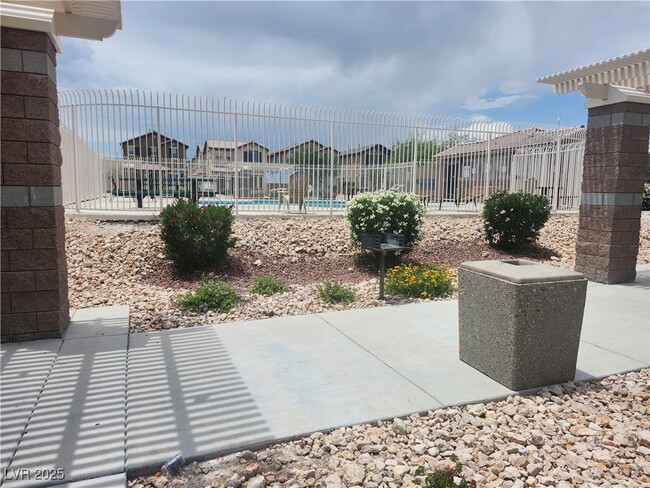 Building Photo - 4356 Altamira Cave Dr