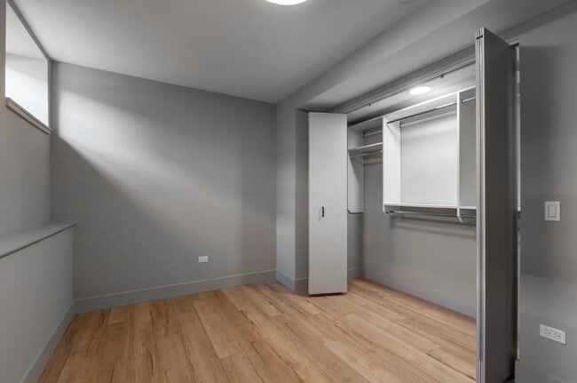 Building Photo - 2228 N Kedzie Blvd