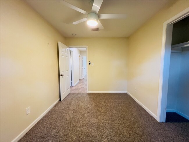 Building Photo - 17014 Forest Bend Ave
