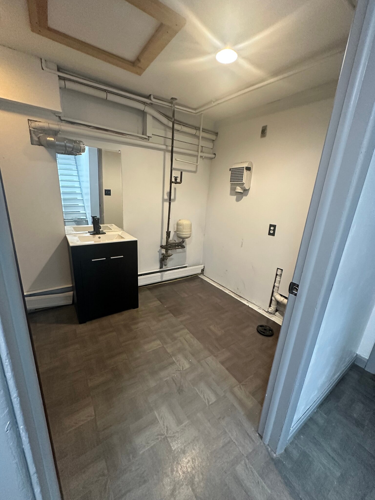 Downstairs Bathroom - 142 Bunker Hill Cir