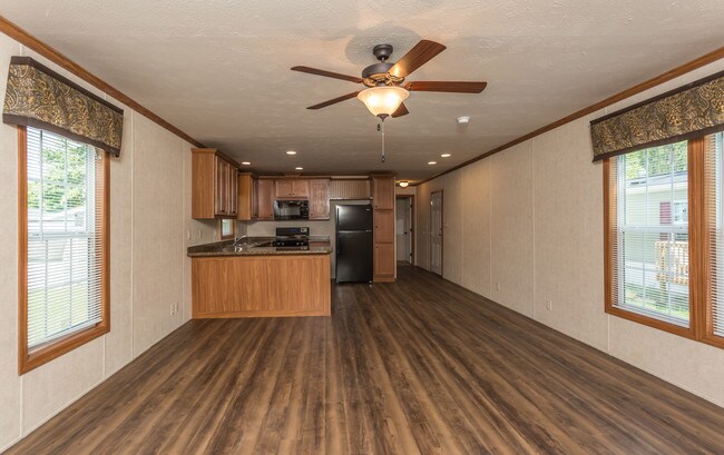 Building Photo - Dallas Mobile Home Village