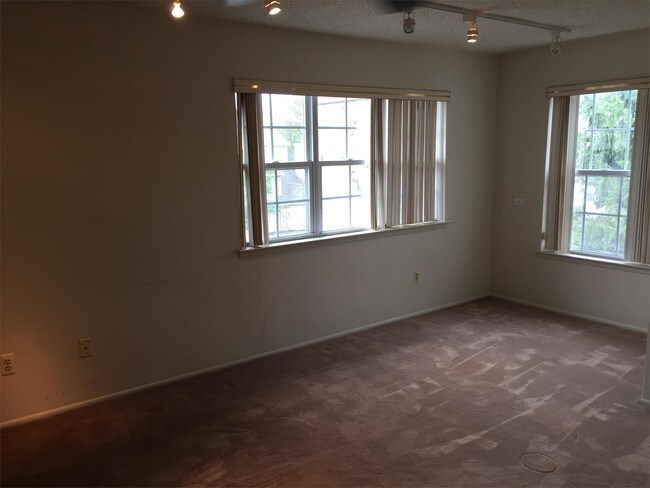 Building Photo - 232 Nebula Rd