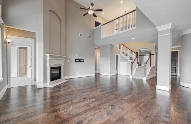 Building Photo - 2403 Orchard Way