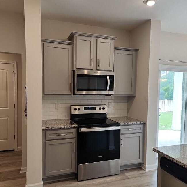 Building Photo - Four Bedroom Home, Long Term Rental - Conway, SC