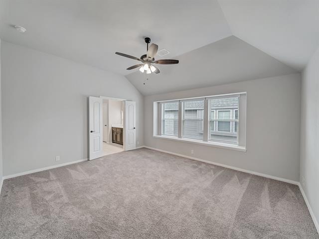 Building Photo - 2905 Parkwood Cir