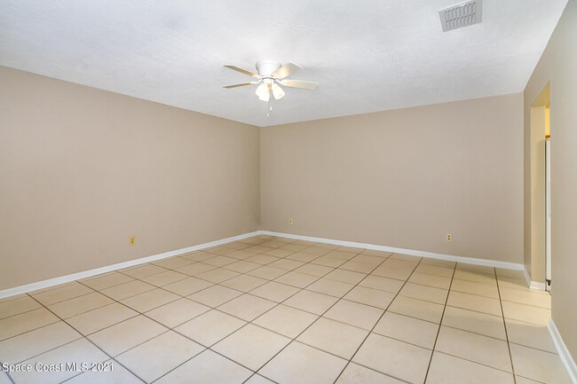 Building Photo - 1106 Ashley Ave